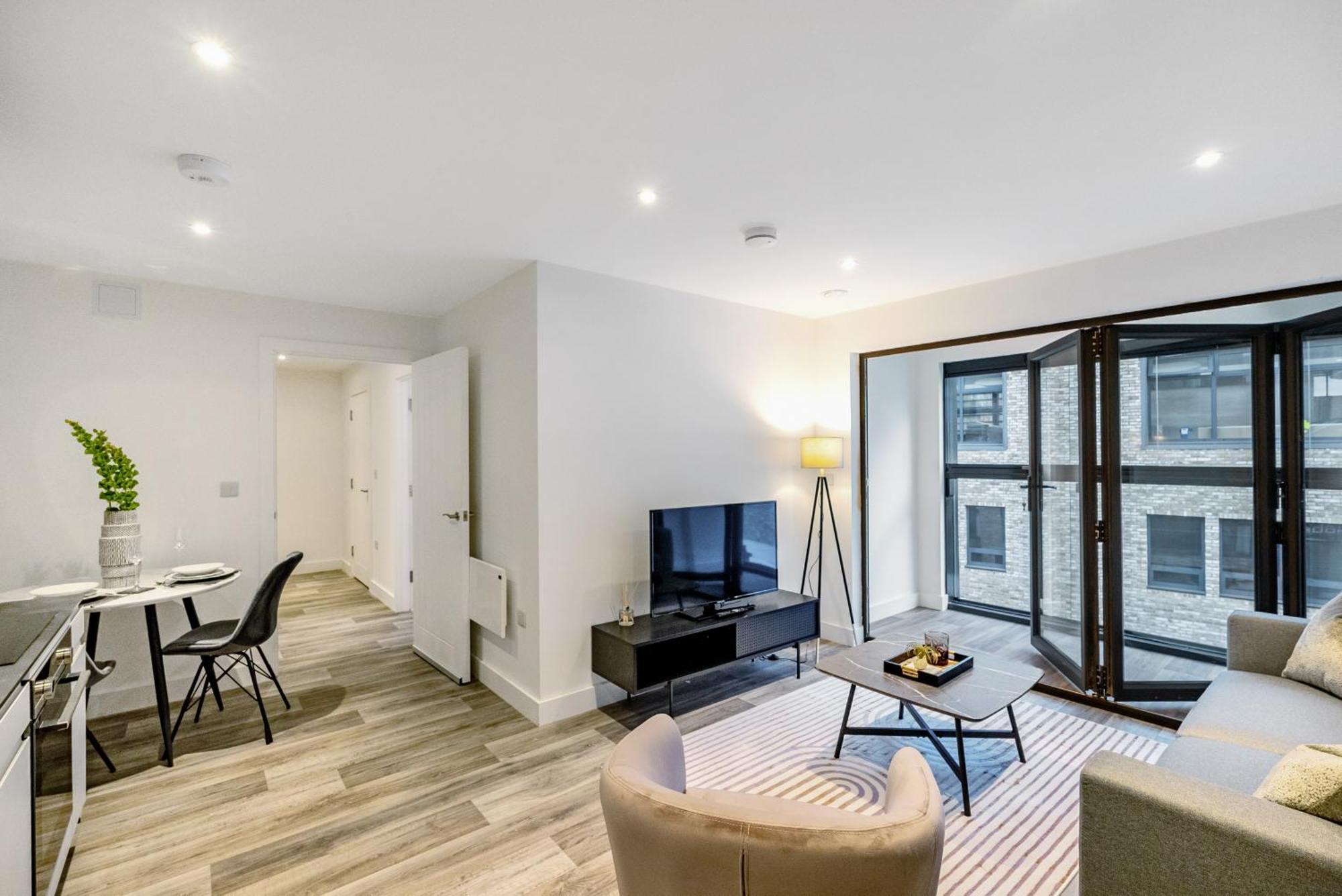 Tailored - Cambridge, Lacon House Apartment